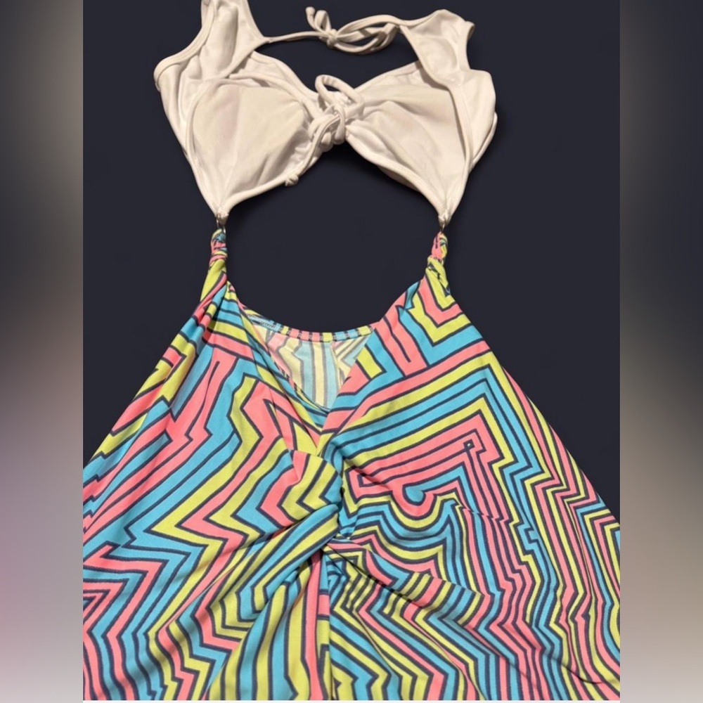 Romper - Picture 4 of 4